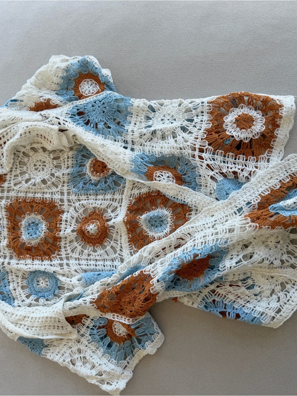 Gilli Crochet Throw in White, Blue & Rust